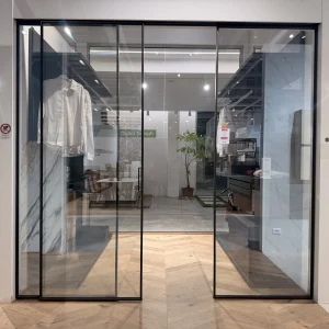 HABITAMI_RAFFAELE_SHOWROOM_PORTA_SCORREVOLE_RIMADESIO